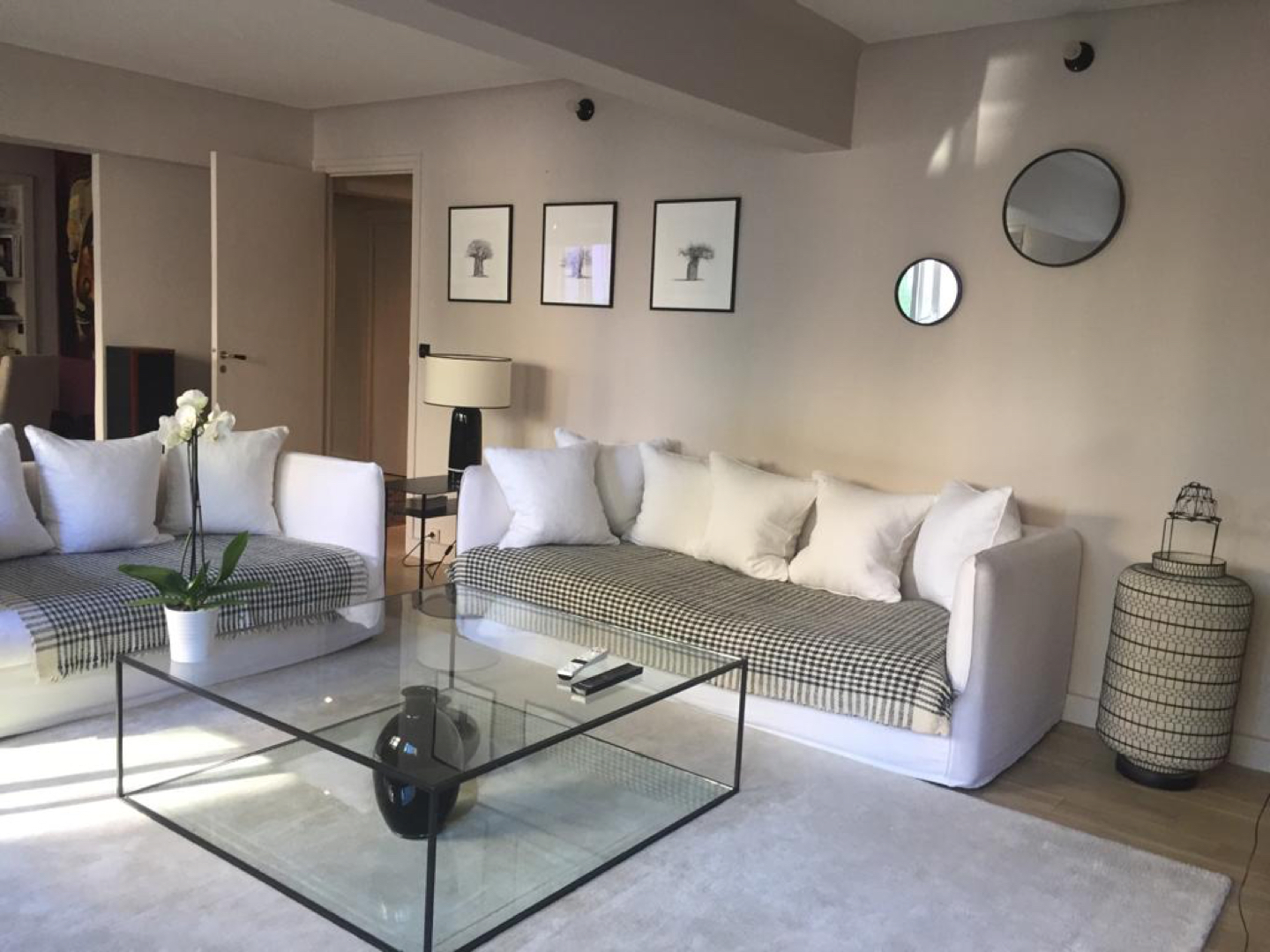 APPARTEMENT PARISIEN